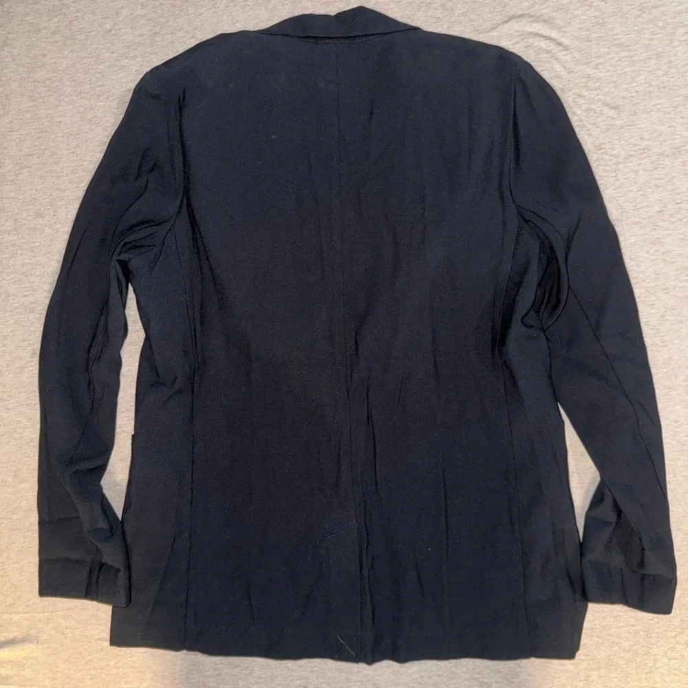 Relaxed Black Button Blazer - Picture 3 of 4